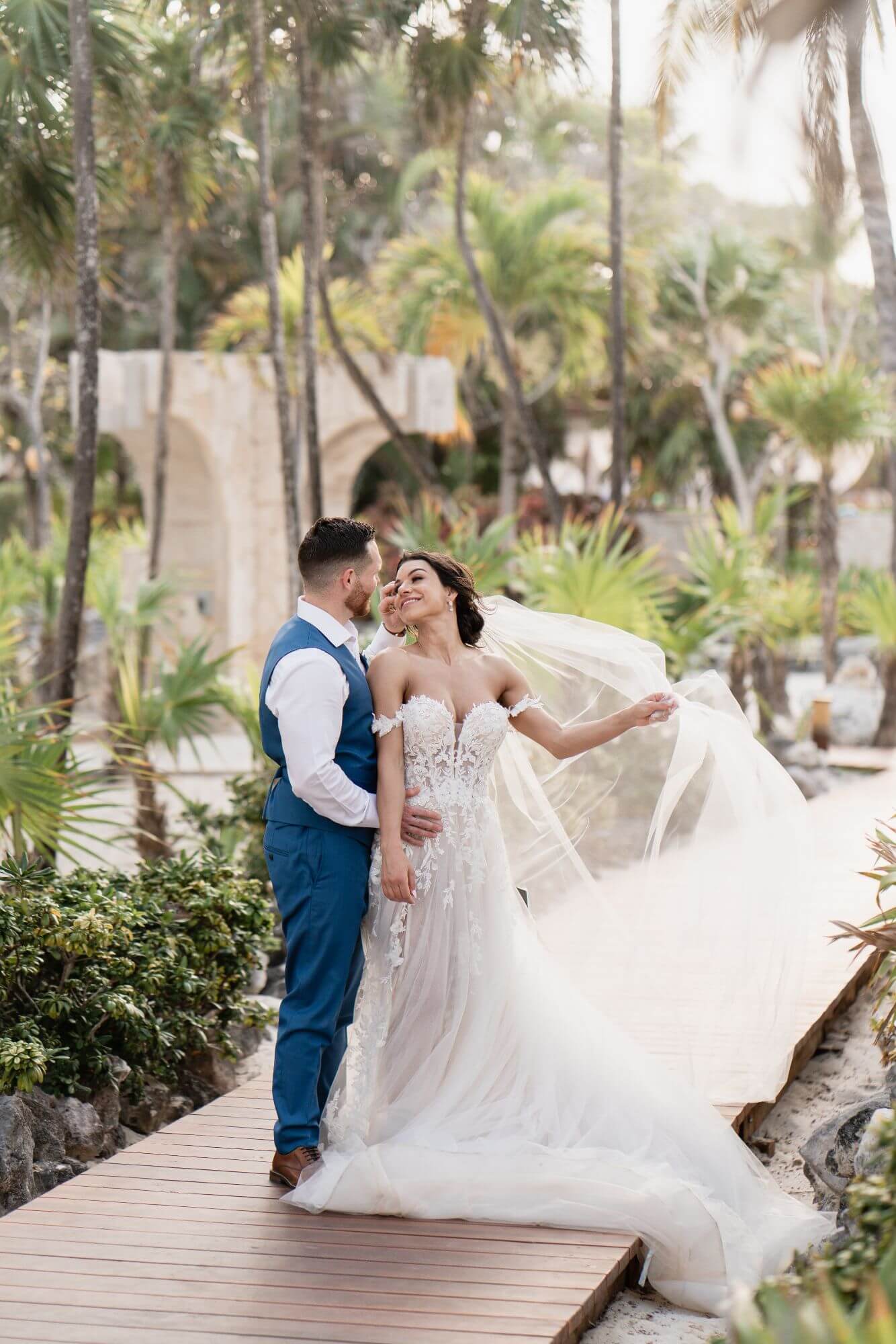 Cancun Wedding Photographer & Filmmaker