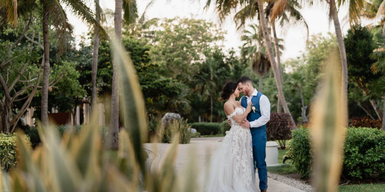 Cancun Wedding Photographer & Filmmaker